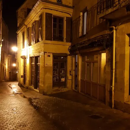 Maison De Caractère Au Cœur De La Cité Médiévale De Gourdon-en-quercy