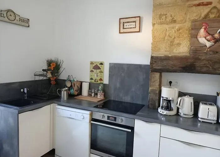 Maison De Caractere Au Coeur De La Cite Medievale De * Gourdon-en-quercy