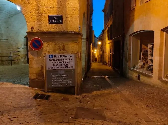 Maison De Caractere Au Coeur De La Cite Medievale De Σπίτι διακοπών *